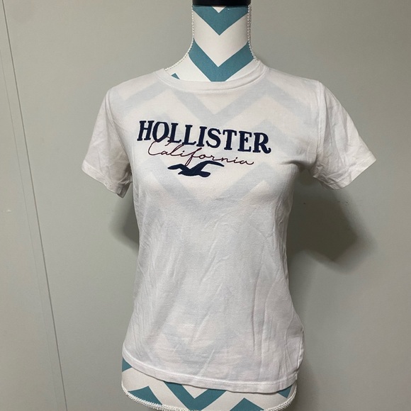 Hollister Tee - Picture 1 of 7
